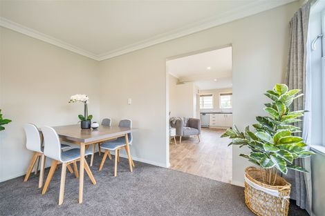 Photo of property in 2/30 Marion Street, Silverstream, Upper Hutt, 5019