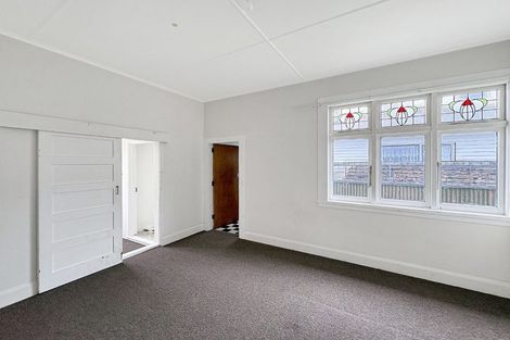 Photo of property in 16 Marne Street, Hokowhitu, Palmerston North, 4410