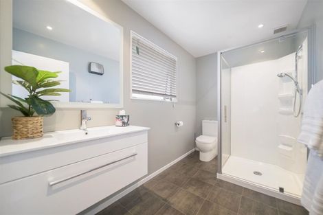 Photo of property in 22b Harrys Close, Arthurs Point, Queenstown, 9371