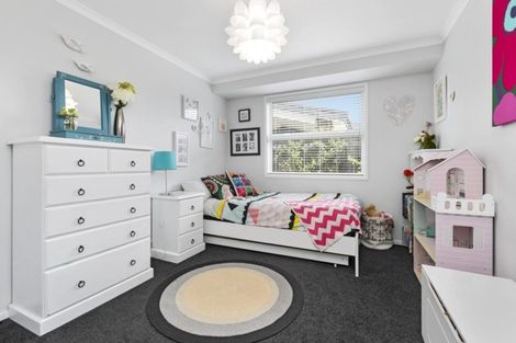 Photo of property in 17 Drabble Crescent, Papamoa Beach, Papamoa, 3118