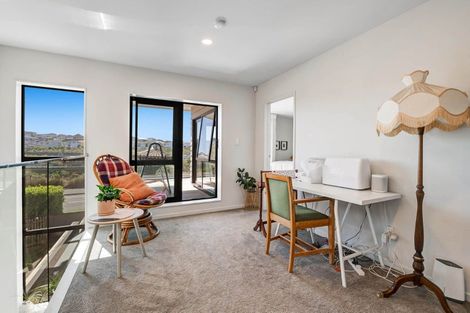 Photo of property in 14 Arran Point Parade, Orewa, 0931