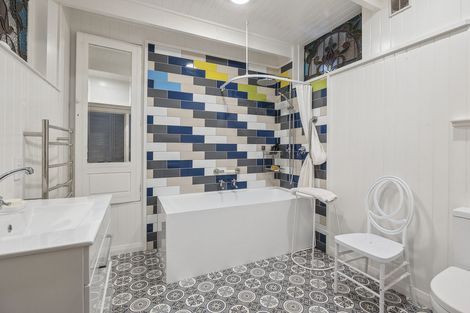 Photo of property in 2 Bacon Street, Broad Bay, Dunedin, 9014