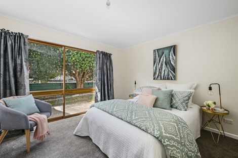Photo of property in 18 De Menech Grove, Avalon, Lower Hutt, 5011