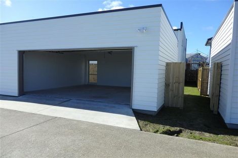 Photo of property in 32 Hollowout Street, Takanini, 2112