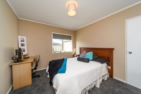 Photo of property in 18 Meridian Grove, Kelvin Grove, Palmerston North, 4414