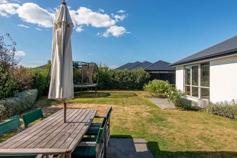 Photo of property in 28 Gosling Crescent, Halswell, Christchurch, 8025