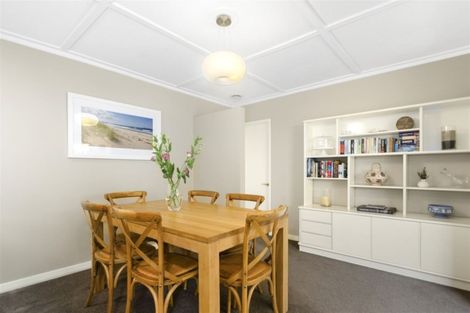 Photo of property in 1/27 Kiteroa Terrace, Rothesay Bay, Auckland, 0630