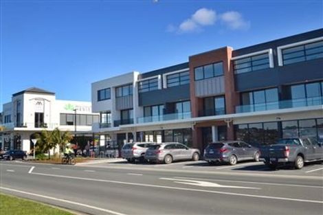 Photo of property in 20/4 Stables Lane, Silverdale, 0932