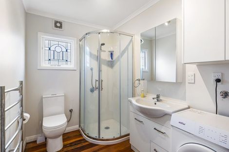 Photo of property in 10 Rosetta Road, Raumati South, Paraparaumu, 5032