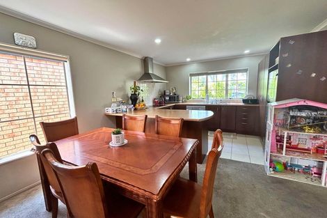 Photo of property in 26 Espalier Drive, Henderson, Auckland, 0612
