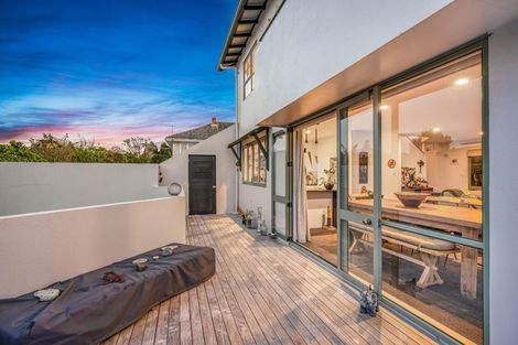 Photo of property in 87 Glengarry Road, Glen Eden, Auckland, 0602