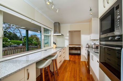 Photo of property in 5 Marae Road, Greenhithe, Auckland, 0632