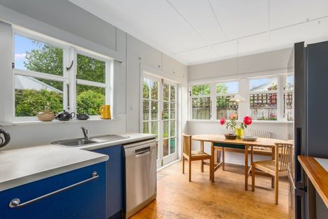 Photo of property in 17 Fitzherbert Street, Alicetown, Lower Hutt, 5010