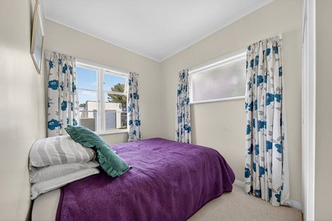 Photo of property in 19 Main Street, Greytown, 5712