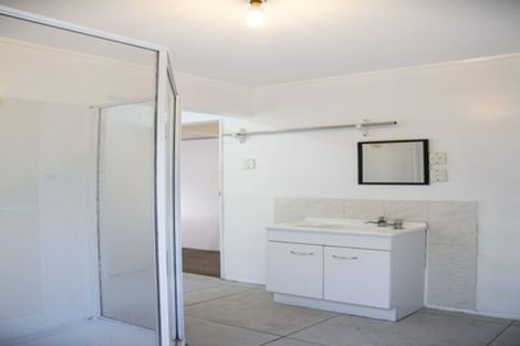 Photo of property in 2/26 Richards Avenue, Forrest Hill, Auckland, 0620