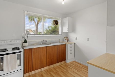 Photo of property in 3 Carteret Place, Aranui, Christchurch, 8061