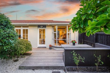 Photo of property in 3/5 Coles Place, St Albans, Christchurch, 8014