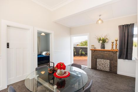 Photo of property in 47 Fitzroy Street, Terrace End, Palmerston North, 4410