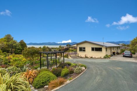Photo of property in 53 Pomona Road, Ruby Bay, Upper Moutere, 7173