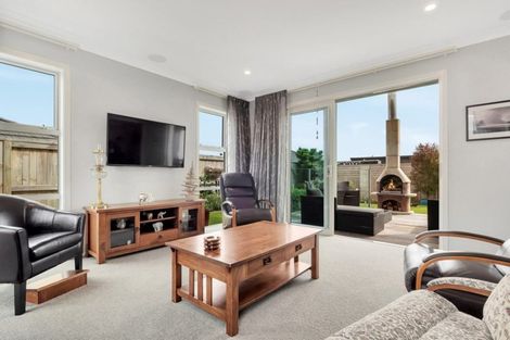 Photo of property in 43 Excelsa Place, Papamoa Beach, Papamoa, 3118