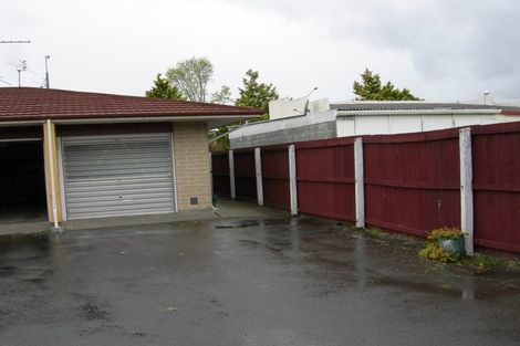 Photo of property in 1/77 Memorial Avenue, Ilam, Christchurch, 8053