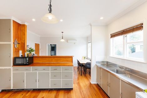 Photo of property in 68 Pahiatua Street, Hokowhitu, Palmerston North, 4410