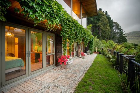 Photo of property in 4 Awaroa Lane, Sumner, Christchurch, 8081