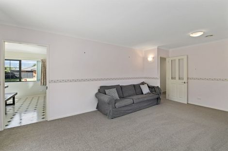 Photo of property in 52 Campion Road, Waikanae Beach, Waikanae, 5036