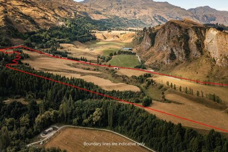 Photo of property in 16 Littles Road, Arthurs Point, Queenstown, 9371