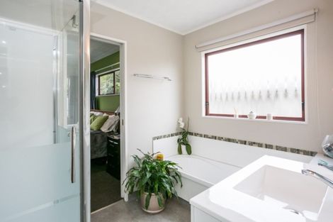 Photo of property in 19 Bucksburn Place, Greenmeadows, Napier, 4112