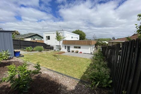 Photo of property in 2/158 Centaurus Road, Saint Martins, Christchurch, 8022