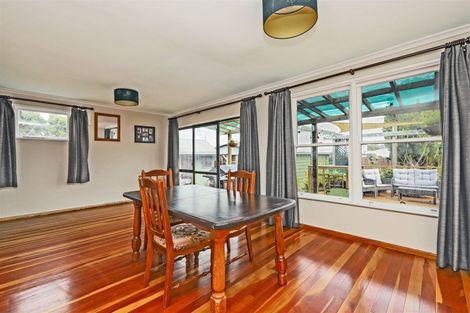 Photo of property in 1011 Hood Street, Mayfair, Hastings, 4122