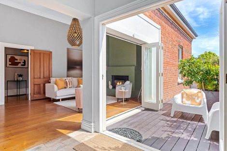 Photo of property in 14 Eversleigh Road, Belmont, Auckland, 0622