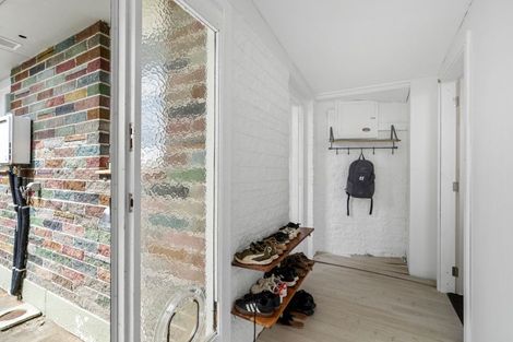 Photo of property in 587 Queen Street East, Levin, 5510