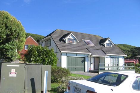 Photo of property in 61 Nalanda Crescent, Broadmeadows, Wellington, 6035