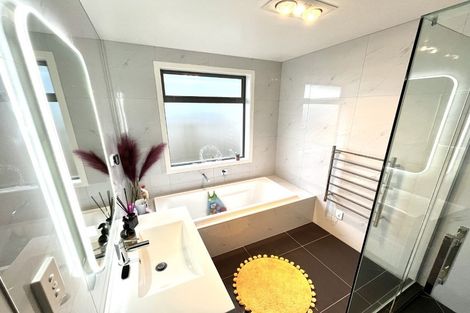 Photo of property in 8 Ekara Road, Flagstaff, Hamilton, 3210