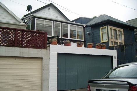 Photo of property in 21 Milton Street, Berhampore, Wellington, 6023