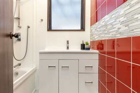 Photo of property in 13 Farmar Street, Mayfield, Blenheim, 7201