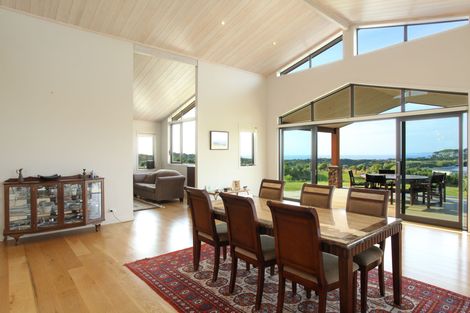 Photo of property in 65 Te Ahiawa Road, Raglan, 3297