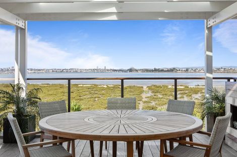 Photo of property in 3/28 Walter Street, Hauraki, Auckland, 0622