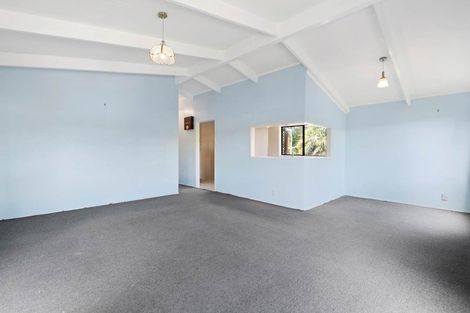 Photo of property in 626 Whangaparaoa Road, Stanmore Bay, Whangaparaoa, 0932
