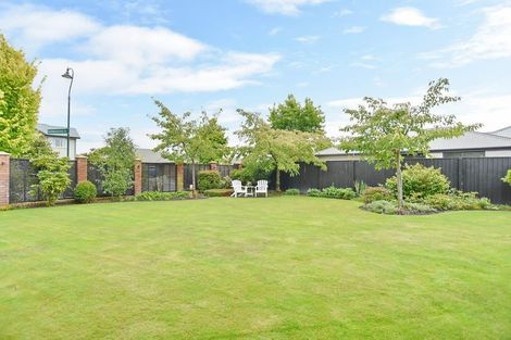 Photo of property in 6 Taunton Place, Rangiora, 7400