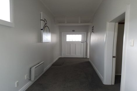 Photo of property in 17 Garfield Street, Brooklyn, Wellington, 6021