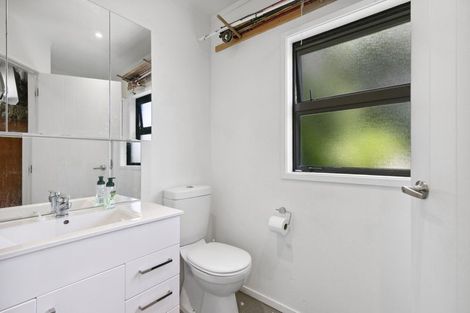 Photo of property in 30a Rothsay Road, Ngaio, Wellington, 6035