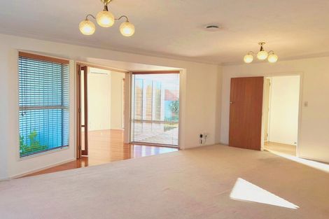 Photo of property in 50 Glenharrow Avenue, Avonhead, Christchurch, 8042