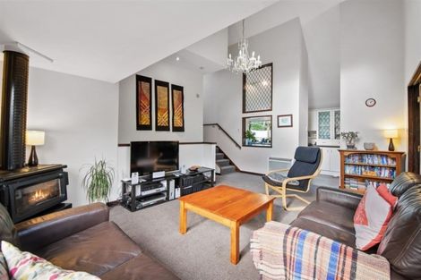 Photo of property in 7 Shalamar Drive, Cashmere, Christchurch, 8022