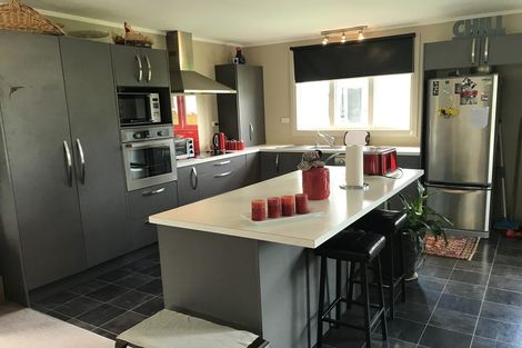 Photo of property in 17 Boswell Street, Kawakawa, 0210