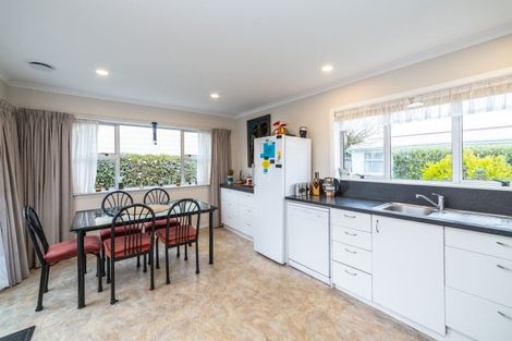 Photo of property in 14 Humphries Street, Greytown, 5712