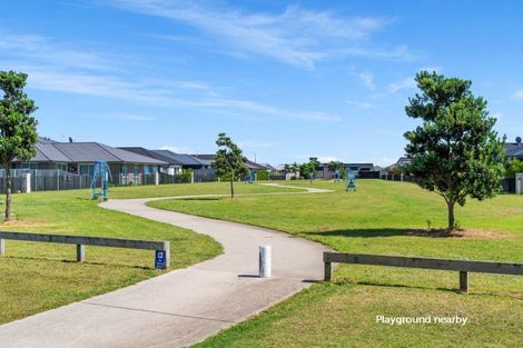 Photo of property in 81 Te Kio Crescent, Papamoa Beach, Papamoa, 3118