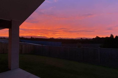 Photo of property in 24 Kahawai Place, Omokoroa, 3114